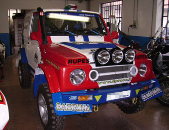 4x4